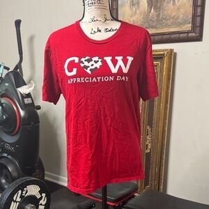 Red Cow chick-fit-A cow Appreciation Day shirt genuine employee men S women’s M